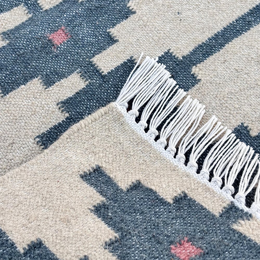 Handcrafted Vintage Multicolor Wool Dhurrie For Living